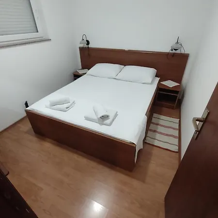 R&b Apartmán *