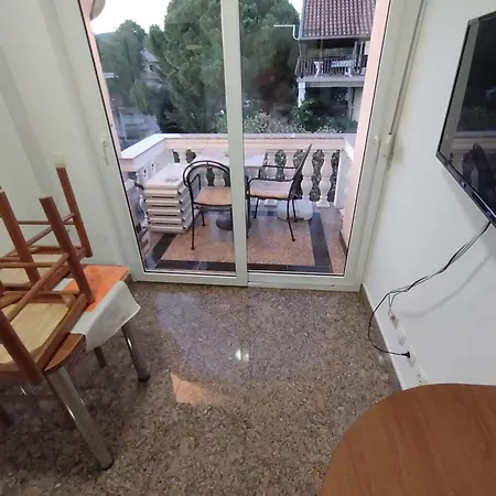 R&b Apartament *