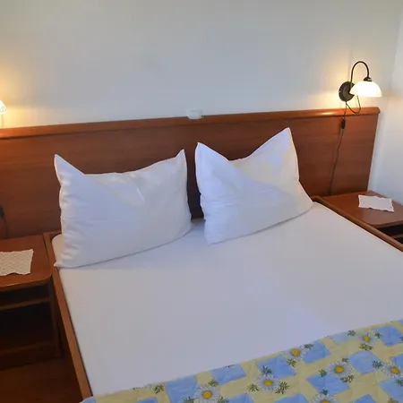 R&b Apartmán *