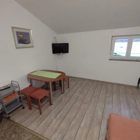 Apartment R&b Turanj