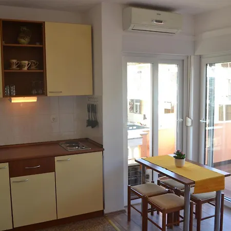 Apartment R&b Turanj