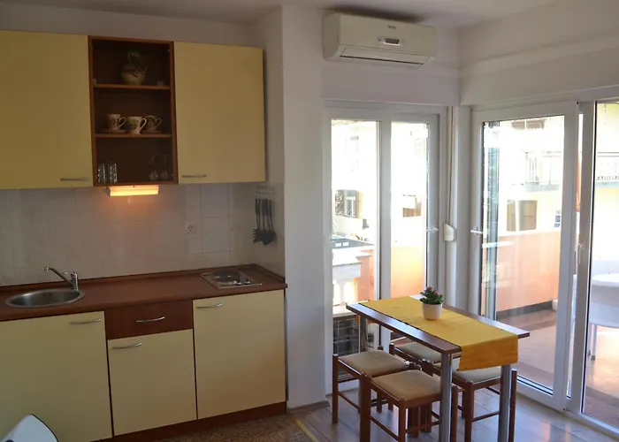 Apartman R&b Turanj